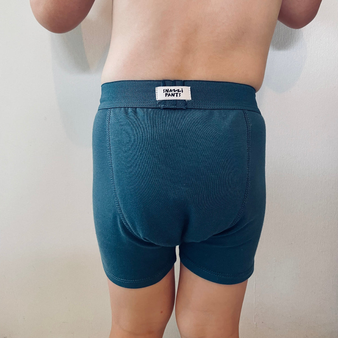 Child wearing Snazzi Pants Night Trainers - Midnight