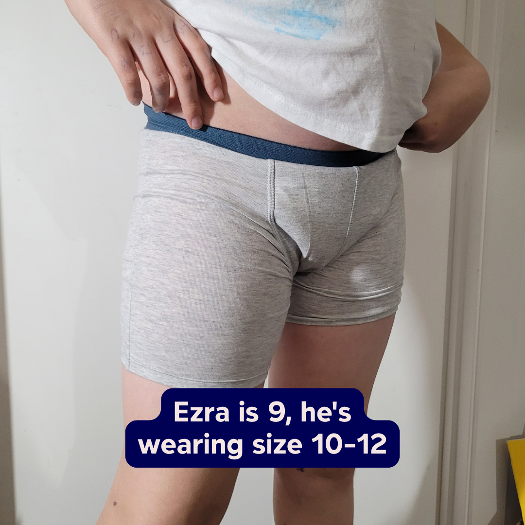 Children wearing Snazzi Pants Night Trainers - Cloudy