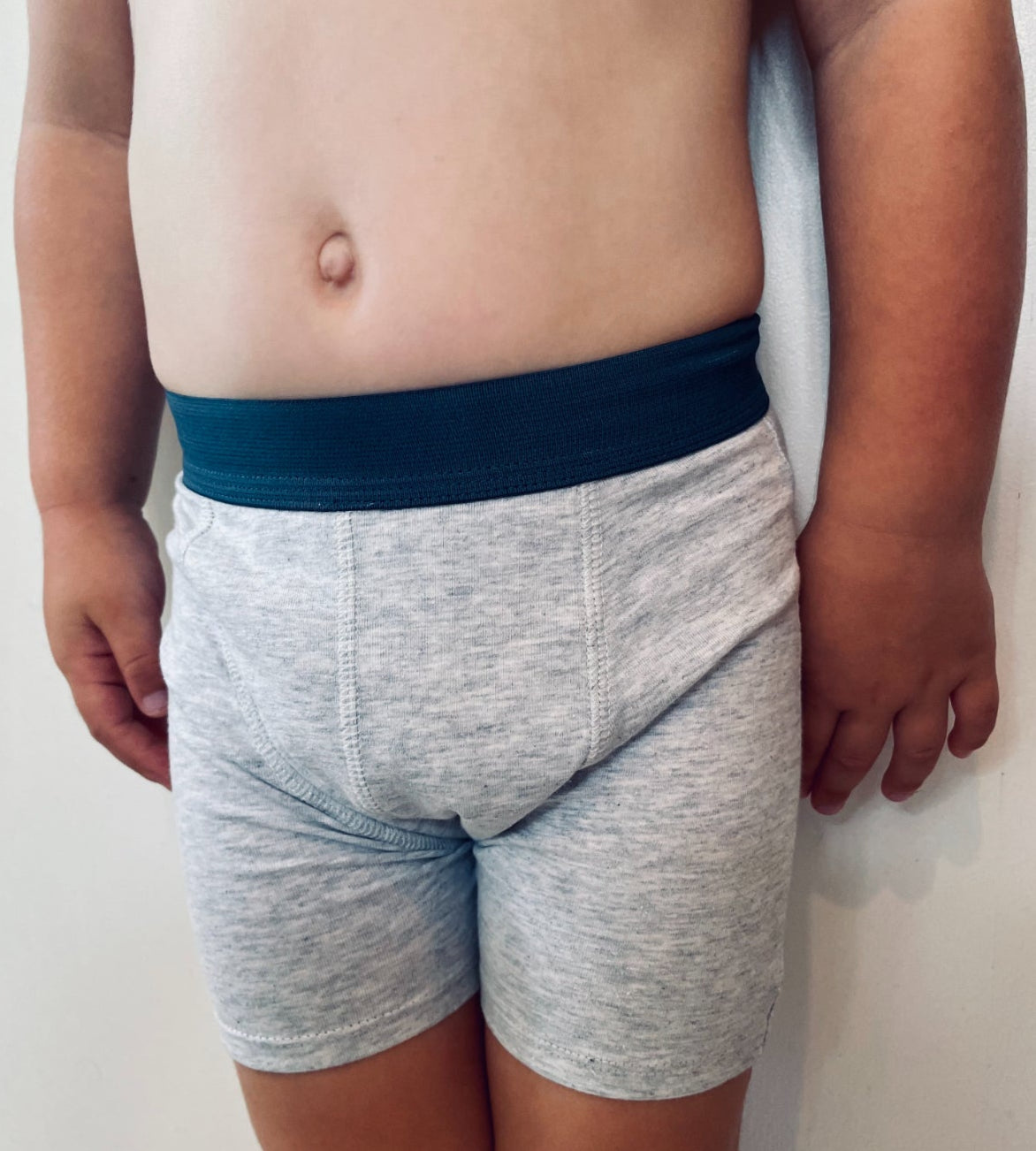 Child wearing Snazzi Pants Night Trainers - Cloudy