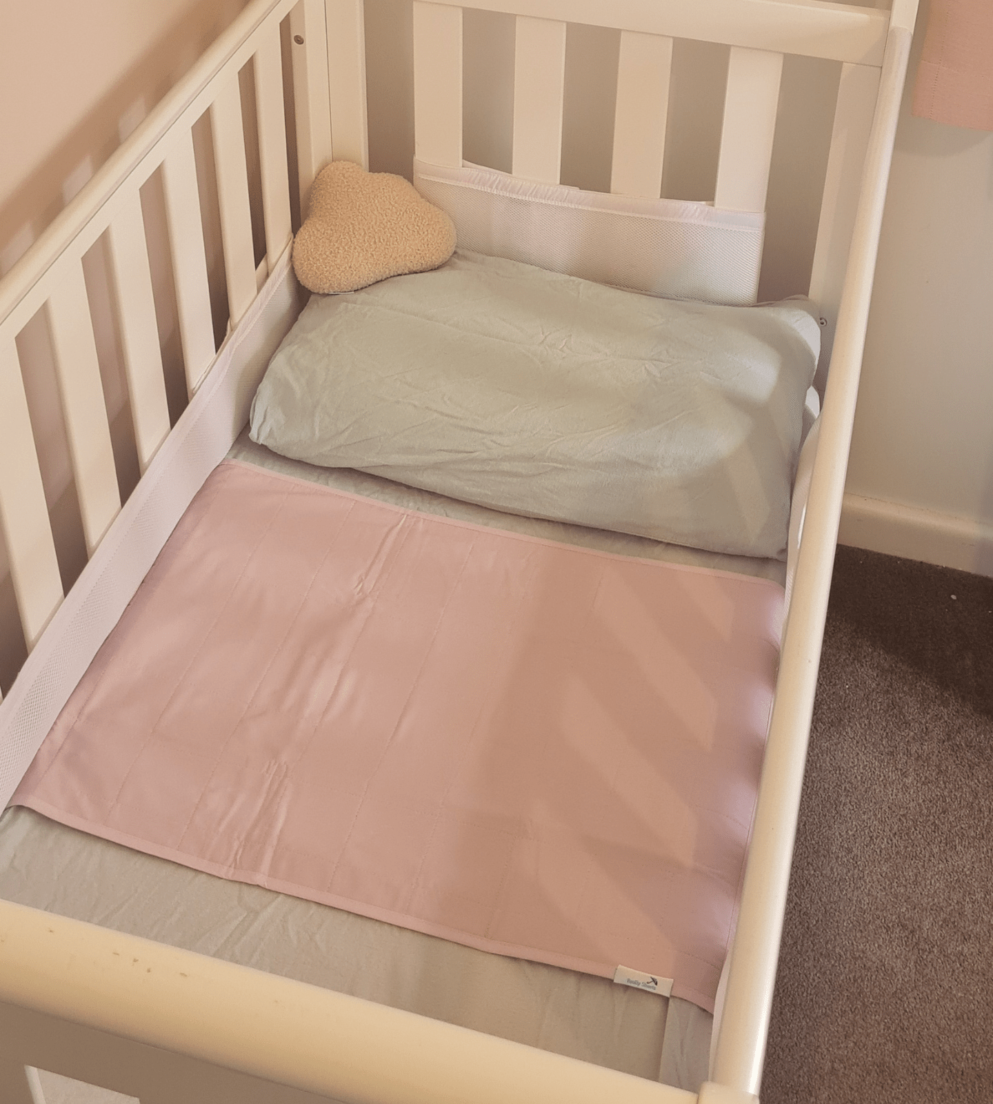 Cot Pad with Wings - Brolly Sheets NZ